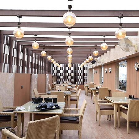Hotel Deva Inn Varanasi Dış mekan fotoğraf