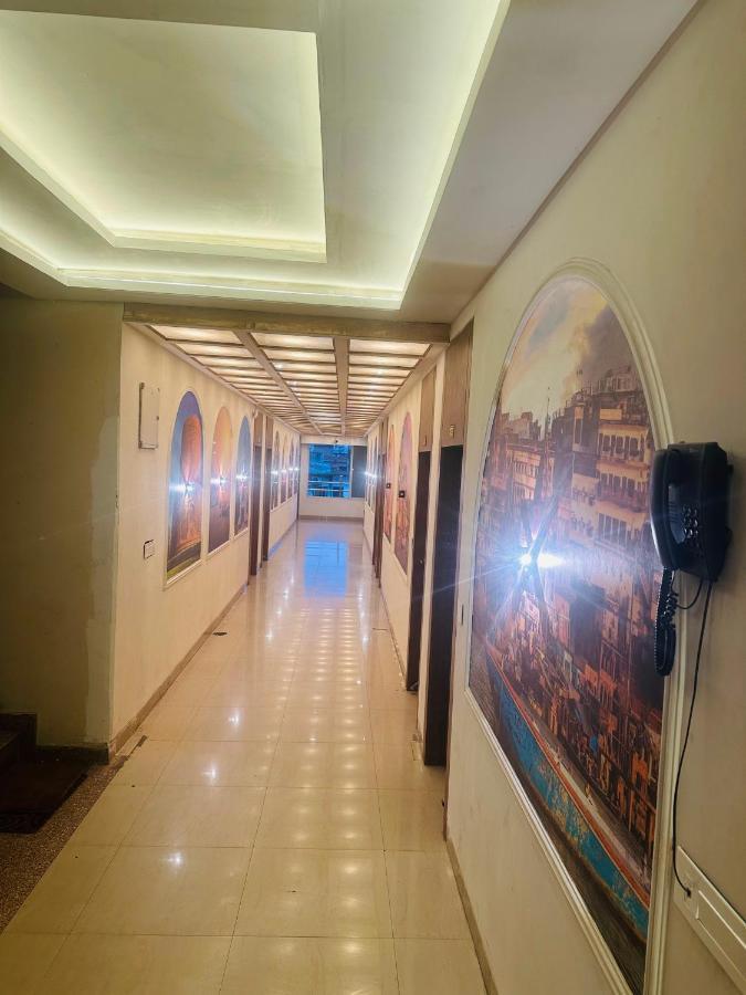Hotel Deva Inn Varanasi Dış mekan fotoğraf