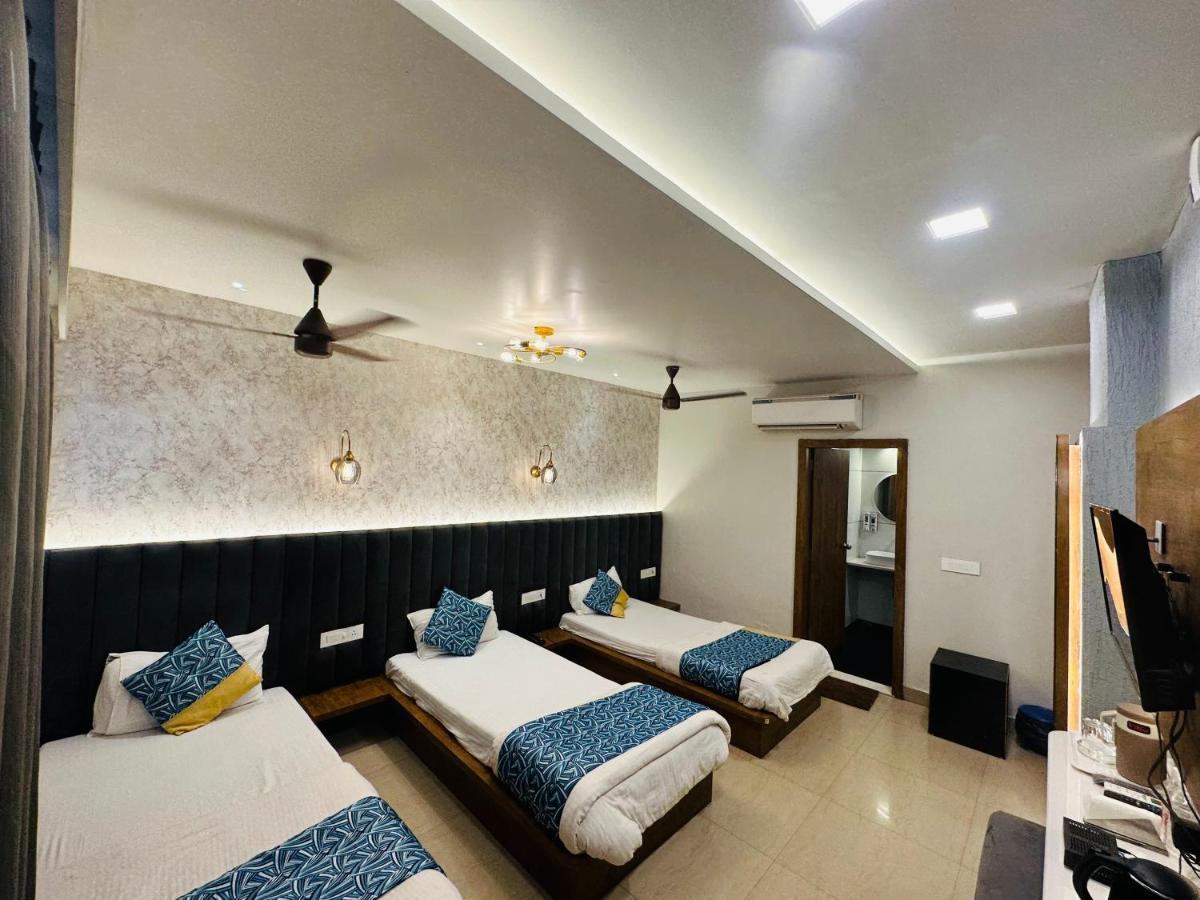 Hotel Deva Inn Varanasi Dış mekan fotoğraf