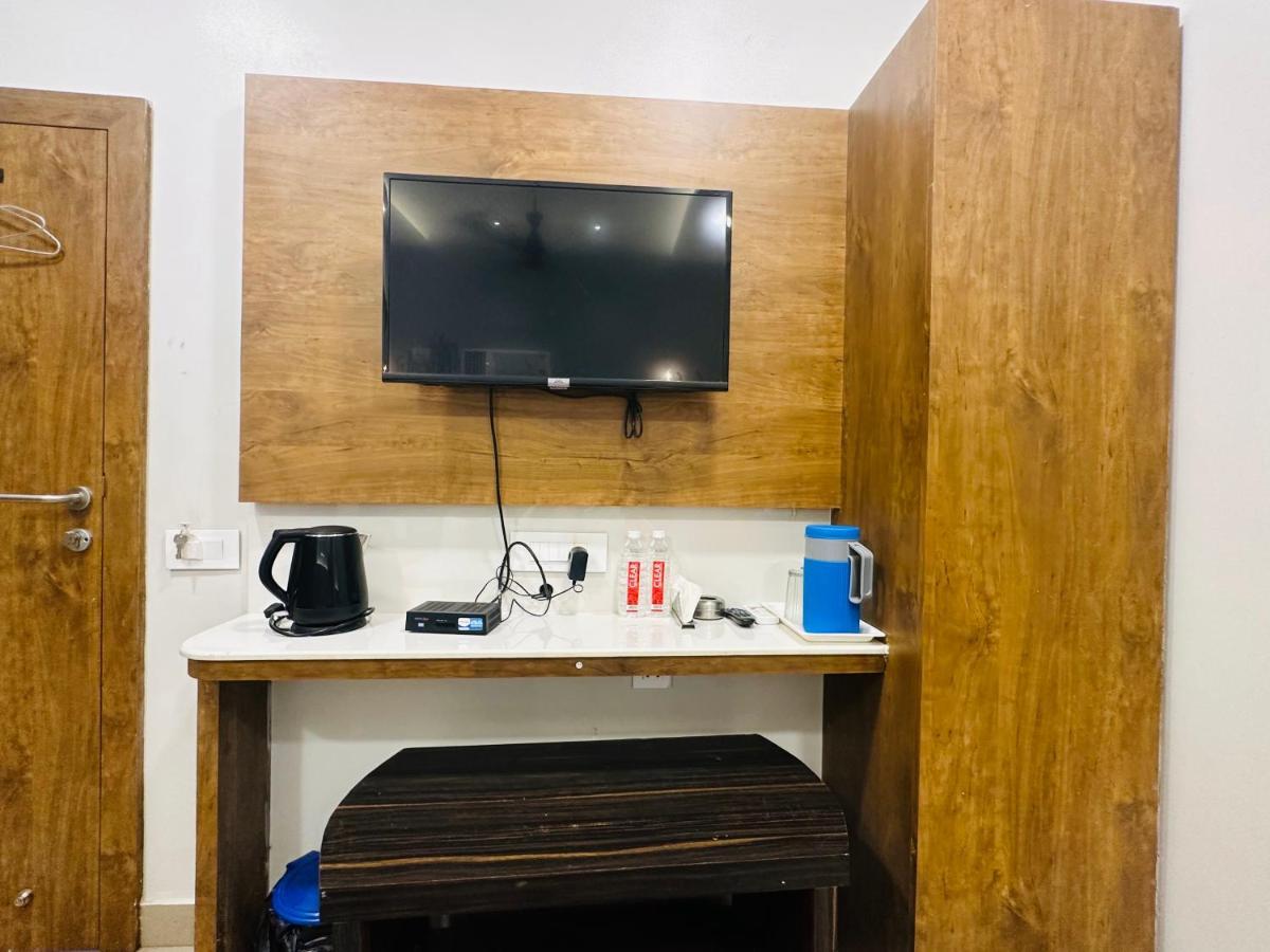 Hotel Deva Inn Varanasi Dış mekan fotoğraf
