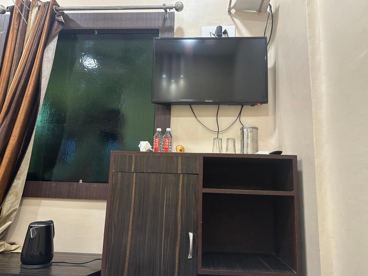 Hotel Deva Inn Varanasi Dış mekan fotoğraf