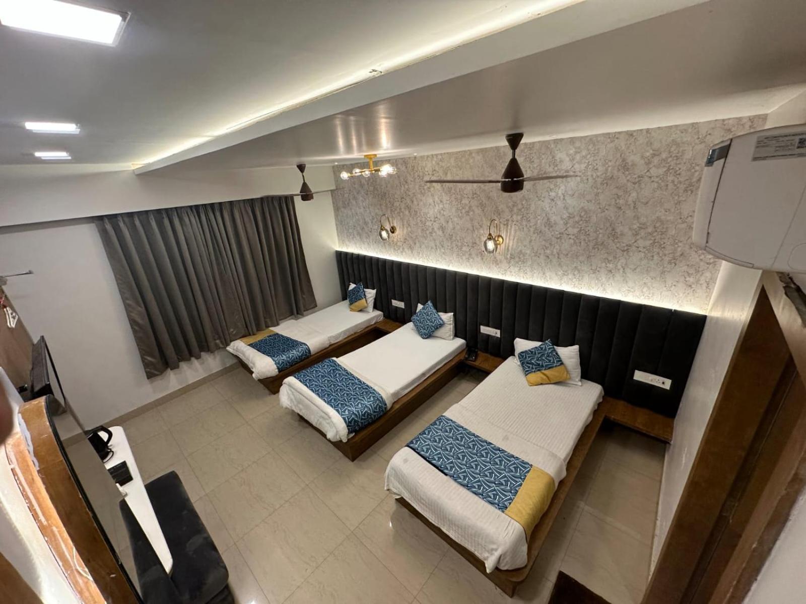 Hotel Deva Inn Varanasi Dış mekan fotoğraf