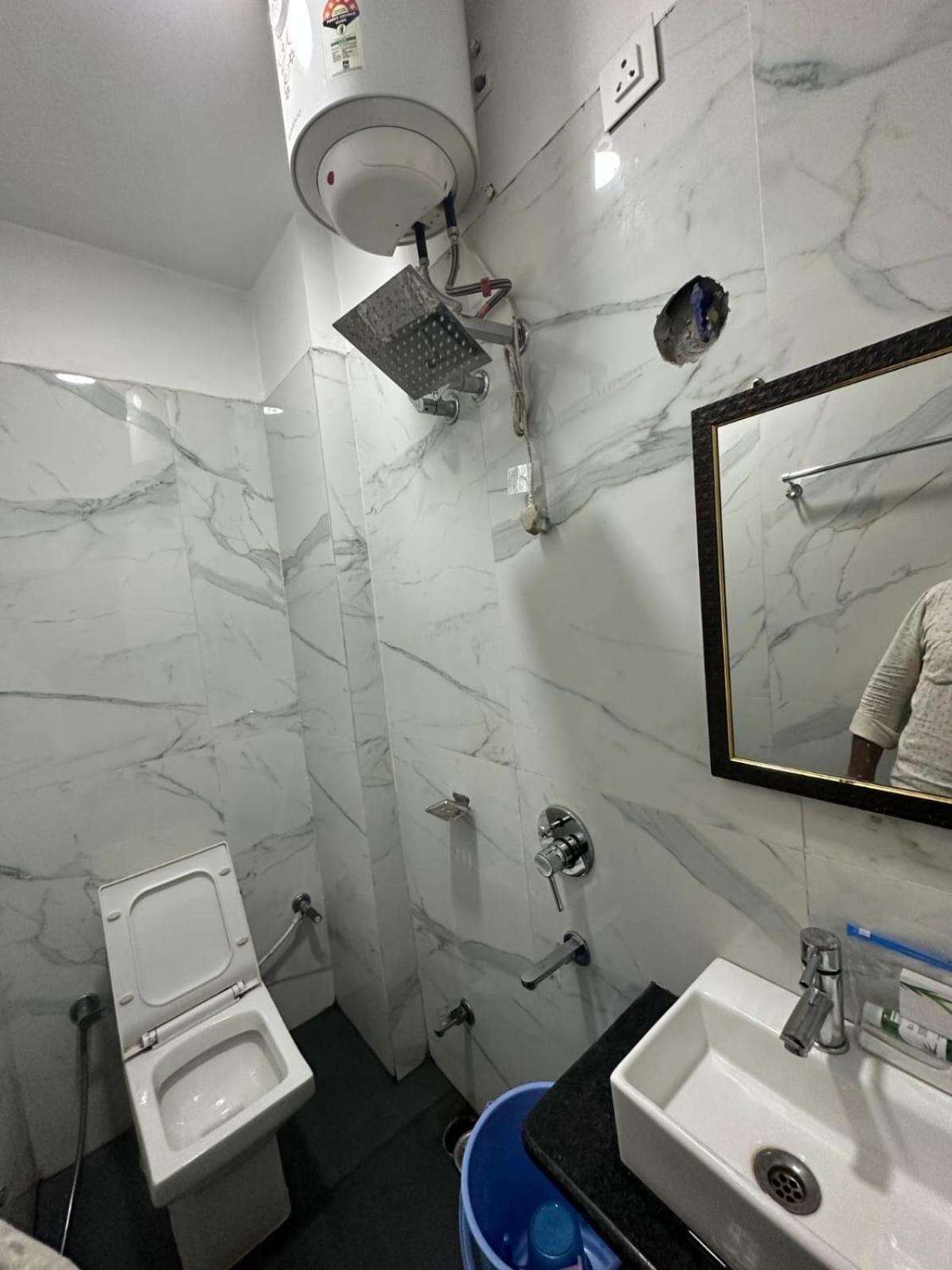 Hotel Deva Inn Varanasi Dış mekan fotoğraf