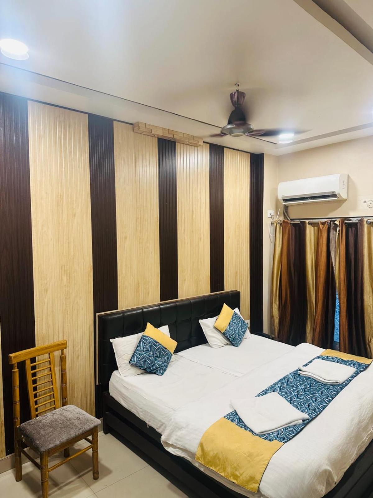 Hotel Deva Inn Varanasi Dış mekan fotoğraf